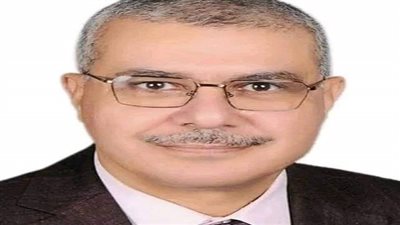 رئيس جامعة الزقازيق يهنئ الرئيس السيسى بمناسبة عيد تحرير سيناء