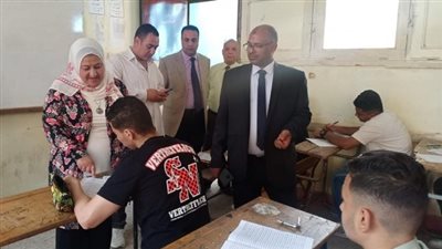 وكيل تعليم القاهرة تتابع سير أعمال الامتحانات بمدارس إدارة دار السلام التعليمية 