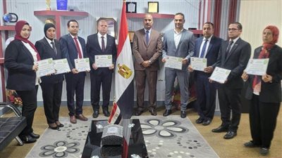 تكريم القيادات الشبابية التي كرمها رئيس الجمهورية وأول وكيل وزارة يحتفي بهم ويكرمهم