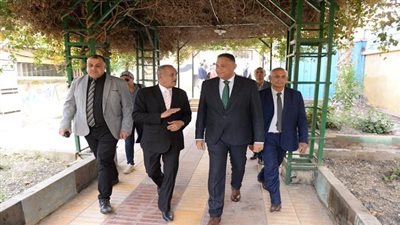 فى بداية ماراثون الشهادة الإعدادية بالدقهلية.. استبعاد رئيس لجنة وتحويل طالبتين ومراقب للشؤون القانونية