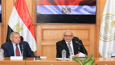 وزير التربية والتعليم: تفعيل اللامركزية فى القرارات المتعلقة بالشأن الداخلى فى كل مديرية 