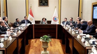 عبدالغفار يوجه بوضع خطة متكاملة لانشاء مراكز تميز تخصصية بجميع المحافظات