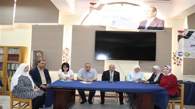 مدير تعليم العاصمة يتابع اليوم الختامى لغرفة عمليات الشهادة الإعدادية لعام ٢٠٢٣/٢٠٢٢ 