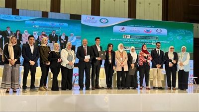 طلاب الجامعة المصرية الصينية يحصدون المركز الأول في مسابقة التنمية المستدامة بصيدلة القاهرة