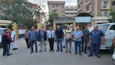  الفولي يتابع خروج أوراق الأسئلة للدبلومات الفنية في حراسة رجال الشرطة البواسل.