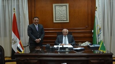 نشر نتائج الصفين الأول والثانى الثانوى العام بالمدارس مجانا دون أى مقابل مادى 