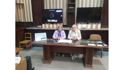 مدير تعليم القليوبية تجتمع مع موجهي الأنشطة التربوية لتفعيلها بمدارس القليوبية خلال إجازة الصيف