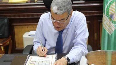 محافظ المنيا يعتمد نتيجة الشهادة الإعدادية بنسبة نجاح 74.2٪