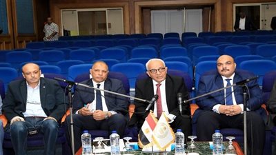 وزير التربية والتعليم يستعرض الاستعدادات والإجراءات النهائية لامتحانات الثانوية العامة 2023