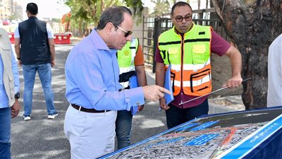 السيسي يتفقد أعمال تطوير عدد من الطرق والمحاور بالقاهرة الكبرى