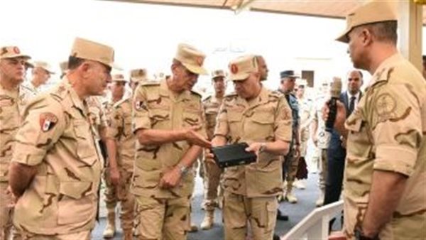 وزير الدفاع 