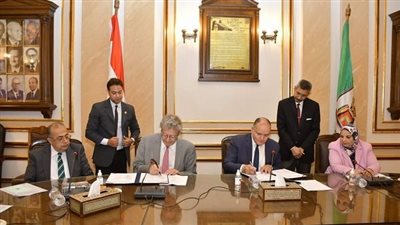 توقيع اتفاقية بين طب القاهرة وجامعة باريس ومستشفى بوجون ومعهد تيودور بلهارس