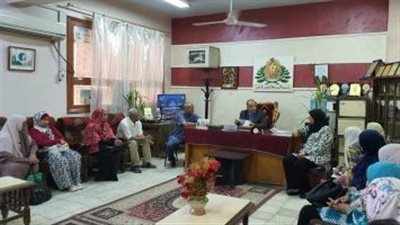 وكيل تعليم الأقصر يجتمع بمسئولى الإحصاء بالإدارات التعليمية