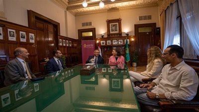 جامعة مصر للمعلوماتية توقع اتفاقية تعاون مع بنك مصر لتمويل عدد من المنح الدراسية 