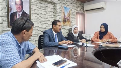 تصنيع التخوت والزى المدرسى بأيدى أبناء تعليم الجيزة 