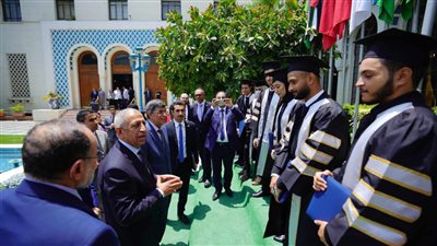 الأمين العام للجامعة العربية يشهد تخريج الدفعة الأولى من طلبة كلية الذكاء الاصطناعي بالأكاديمية العربية