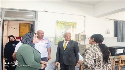 مدير تعليم القاهرة يتفقد مركز توزيع الأسئلة الرئيسى للإمتحانات التحريرية للدبلومات الفنية