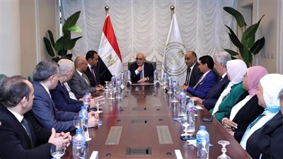 رضا حجازي: تعظيم الاستفادة من المحتوى التعليمي خلال فترات المشاهدة لقنوات مدرستنا بمختلف مدارس الجمهورية