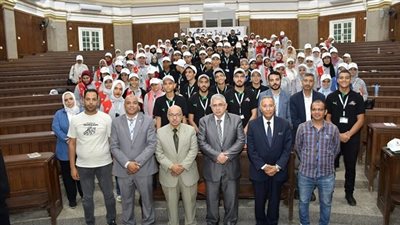 جامعة القاهرة تواصل فعاليات معسكر القيادة الفعالة حول تطوير الوعى الوطني