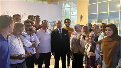رئيس جامعة المنيا يشهد افتتاح أسبوع شباب الجامعات الـ 13بحلوان ويلتقي بفوج الجامعة المشارك بالأسبوع