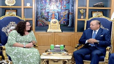 تجديد عقد شراكة بين جامعتي المنصورة ومانشستر للتعليم الطبي دام سبعة عشر عامًا