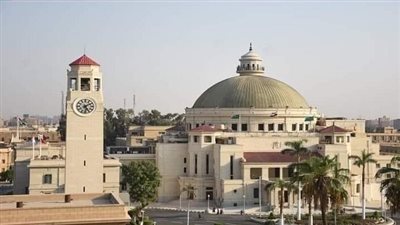 جامعة ستانفورد الأمريكية تدرج عميد 
