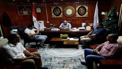 وكيل تعليم مطروح يجتمع مع مسئولي أمن المديرية والإدارات التعليمية