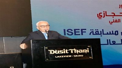 وزير التعليم يكرم الطلاب الفائزين في مسابقة ISEF للعلوم والهندسة ٢٠٢٣