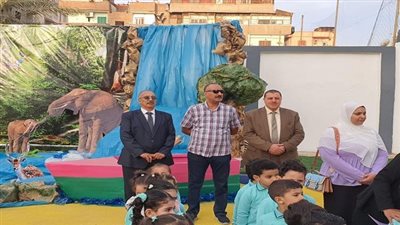 مدير تعليم المنوفية يشهد طابور الصباح بمدرسة الأسقفية بمنوف ويتابع مدرسة الأقباط الإبتدائية الكبري