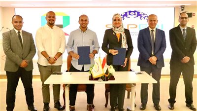 بحوث الإلكترونيات يوقع عقد استضافة شركة ناشئة مع تطبيق رنكر Rnker في مجال تكنولوجيا الرياضات الإلكترونية