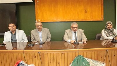 كلية التجارة بأسيوط تنظم ورشة عمل حول التحول الرقمى للعاملين بإداراتها المختلفة