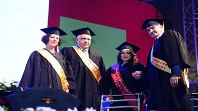 الدكتور عباده سرحان يشيد بمستوى الخريجين ودعوهم لتسجيل الدراسات العليا