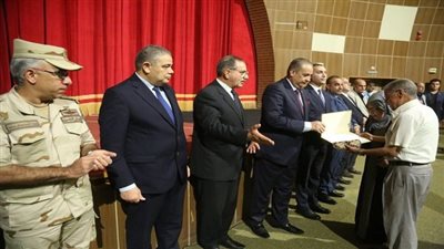 رئيس جامعة كفر الشيخ يشهد الاحتفال بذكرى انتصارات اكتوبر المجيدة بقصر الثقافة