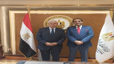 التعليم العالي: قرار وزاري بتكليف د. شريف صالح قائمًا بعمل رئيس قطاع الشئون الثقافية والبعثات بالوزارة