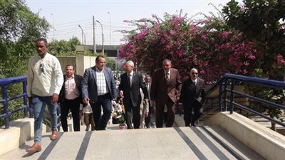 رئيس جامعة المنيا يتفقد مستشفى طب الأسنان على هامش ترأسه لاجتماع مجلس كلية طب الأسنان