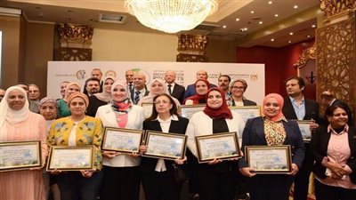 جامعة عين شمس تفوز بمراكز متقدمة على مستوى محافظة القاهرة في المبادرة الوطنية للمشروعات الخضراء الذكية