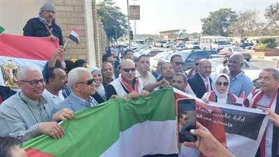 مسيرة لقيادات تعليم القاهرة للتضامن مع فلسطين ورفض التهجير