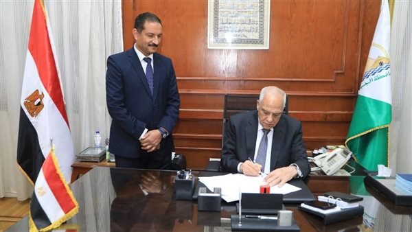  محافظ الجيزة يعتمد