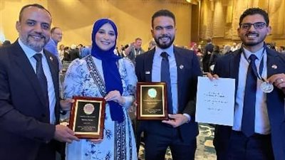 فريق مركز الحفريات بجامعة المنصورة يحصد خمس جوائز بالمؤتمر الدَّولي لجمعية الحفريات الفقارية (SVP)