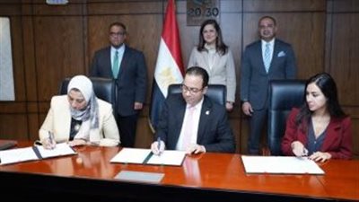 وزارة التخطيط وجامعة عين شمس ومؤسسة ساويرس يطلقوا مشروع 