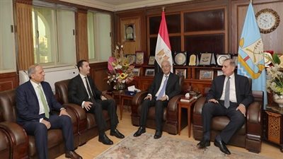 وزير التربية والتعليم يصل إلى محافظة كفر الشيخ لتفقد عدد من المدارس ومتابعة انتظام العام الدراسى