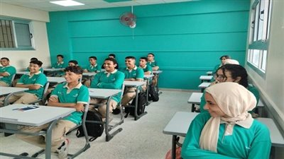 بدء الدراسة بمدرسة 