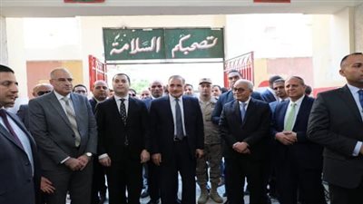 وزير التربية والتعليم ومحافظ كفر الشيخ يتفقدان عددا من المدارس ويفتتحان المدرسة الرسمية الدولية بالمحافظة