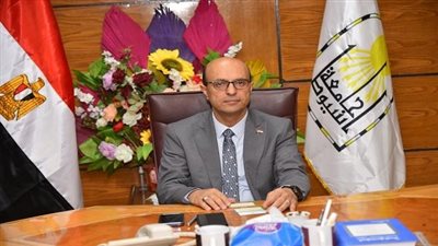 رئيس جامعة أسيوط يستقبل وفدين من شركتى 