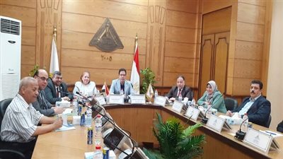 رئيس جامعة بنها: نسعي لتحسين جودة الأداء الإداري