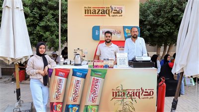 بالصور.. معرض المنتجات المصرية في جامعة عين شمس