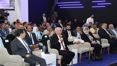 وزير التربية والتعليم: لا يجب اختزال التعليم في التدريس فقط