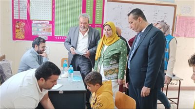 تقديم الرعاية الطبية لــ 1080 حالة بقافلة جامعة طنطا الطبيةبمركز قطور