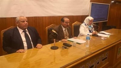 ندوة بكلية الدراسات الإفريقية العليا بجامعة القاهرة تحت شعار 