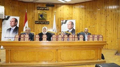 توجيه عام اللغة الإنجليزية بالقاهرة يجتمع بالموجهين الأوائل بالإدارات التعليمية